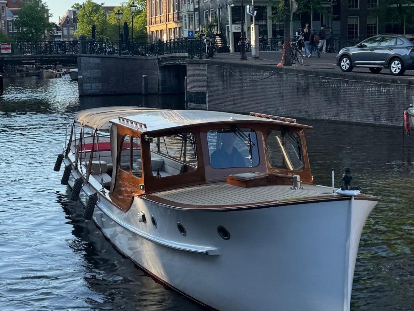 liberty_boat-img