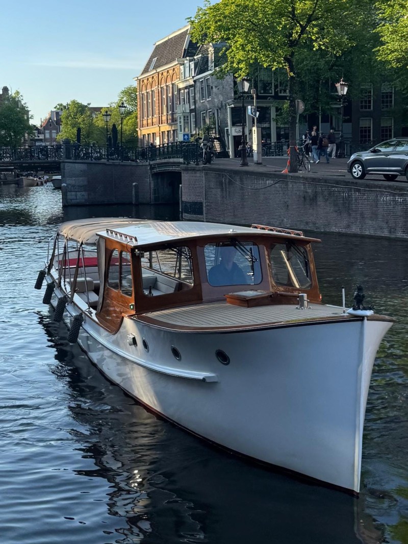 liberty_boat-img