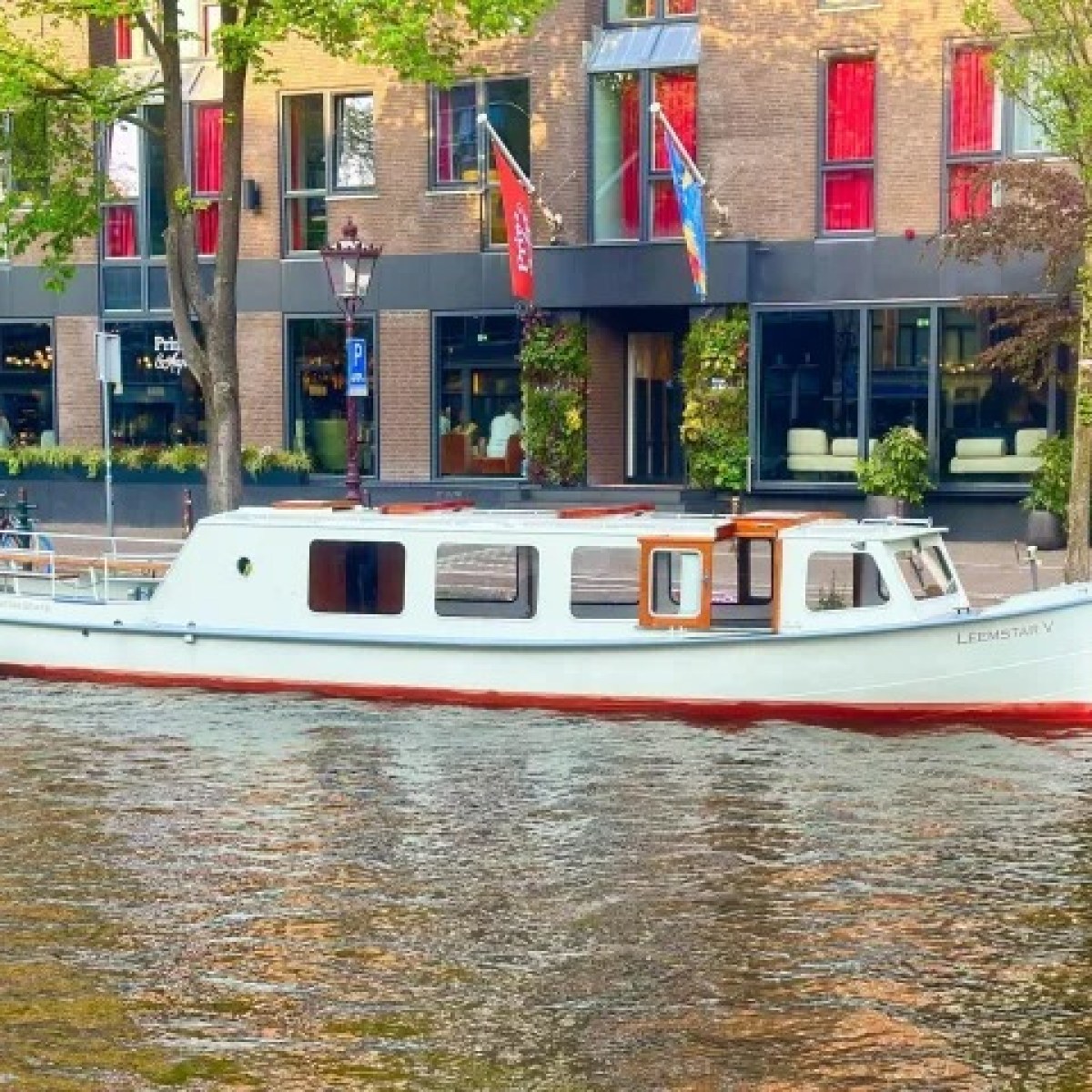 img4_Shared-Leemstar-V-Amsterdam