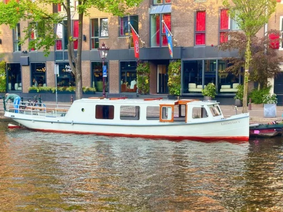 img4_Shared-Leemstar-V-Amsterdam